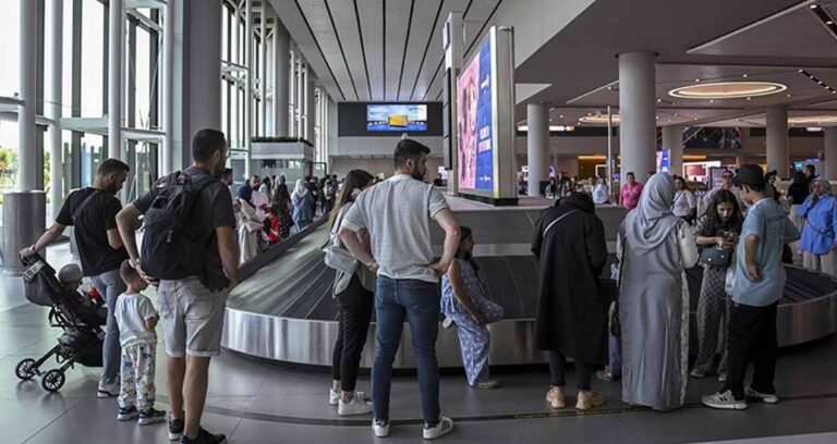 jilet-bicak-degil-havalimanlarinda-en-cok-el-konulan-esya-bir-tatli-oldu-yuzlerce-kavanoz-toplaniyor-TdTApZwu.jpg