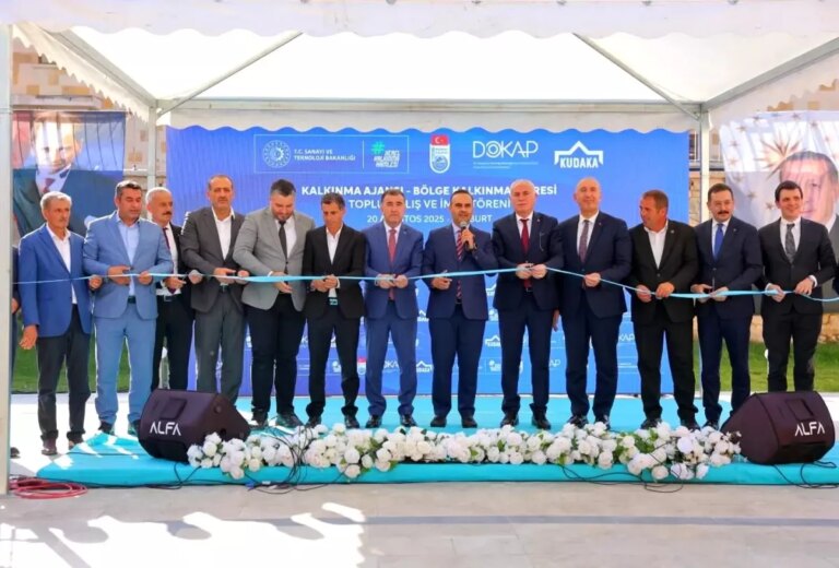 bayburtta-arasta-projesi-acildi-iGMvJYrE.jpg